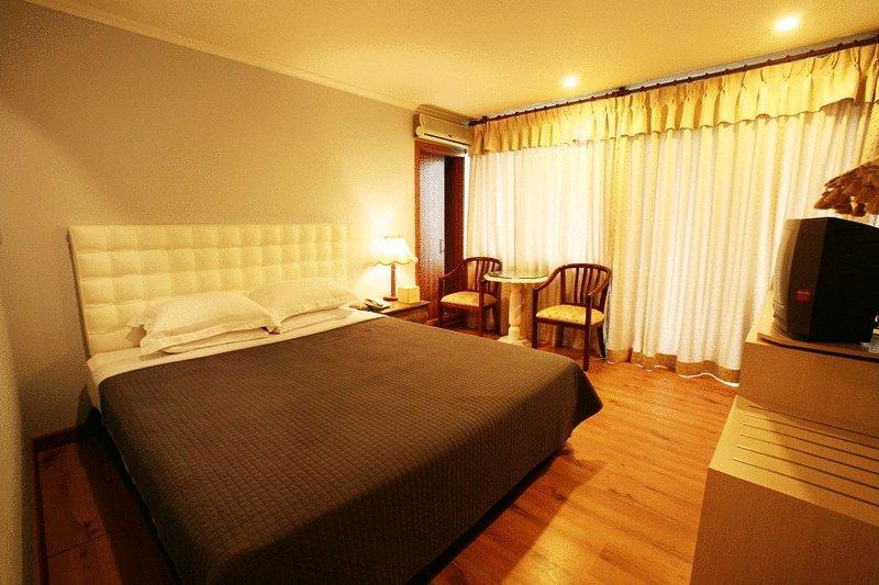 Lake Hills Hotel Songnisan Boeun Chambre photo